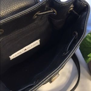 SMALL TOMMY HILFIGER BAG